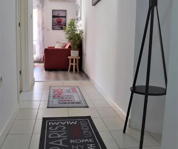 Blue Lagoon Apartamento